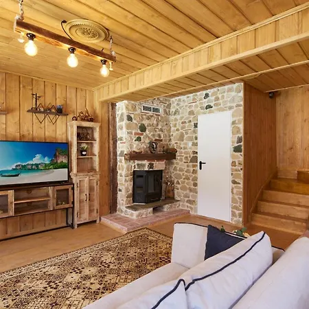 Луксозна вила търтефф