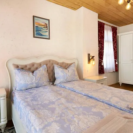 Луксозна вила търтефф *